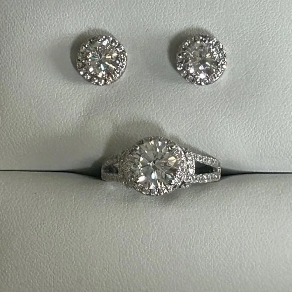 Sterling  Silver Diamonique  Halo Solitaire RING 7 and EARRINGS Set